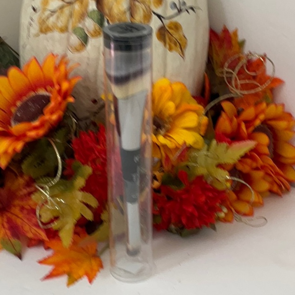 IT COSMETICS DUAL ENDED BRUSH NIB HEAVENLY LUX